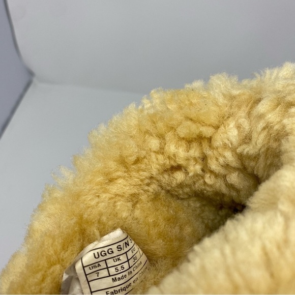 UGG Tan Winter Boots - Picture 9 of 11